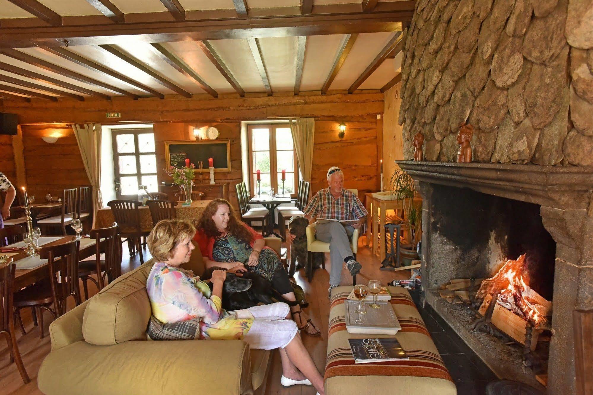 Auberge De La Providence Saint-Donat Εξωτερικό φωτογραφία